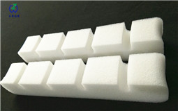 面罩海綿上的海綿除了吸汗還有什么作用？