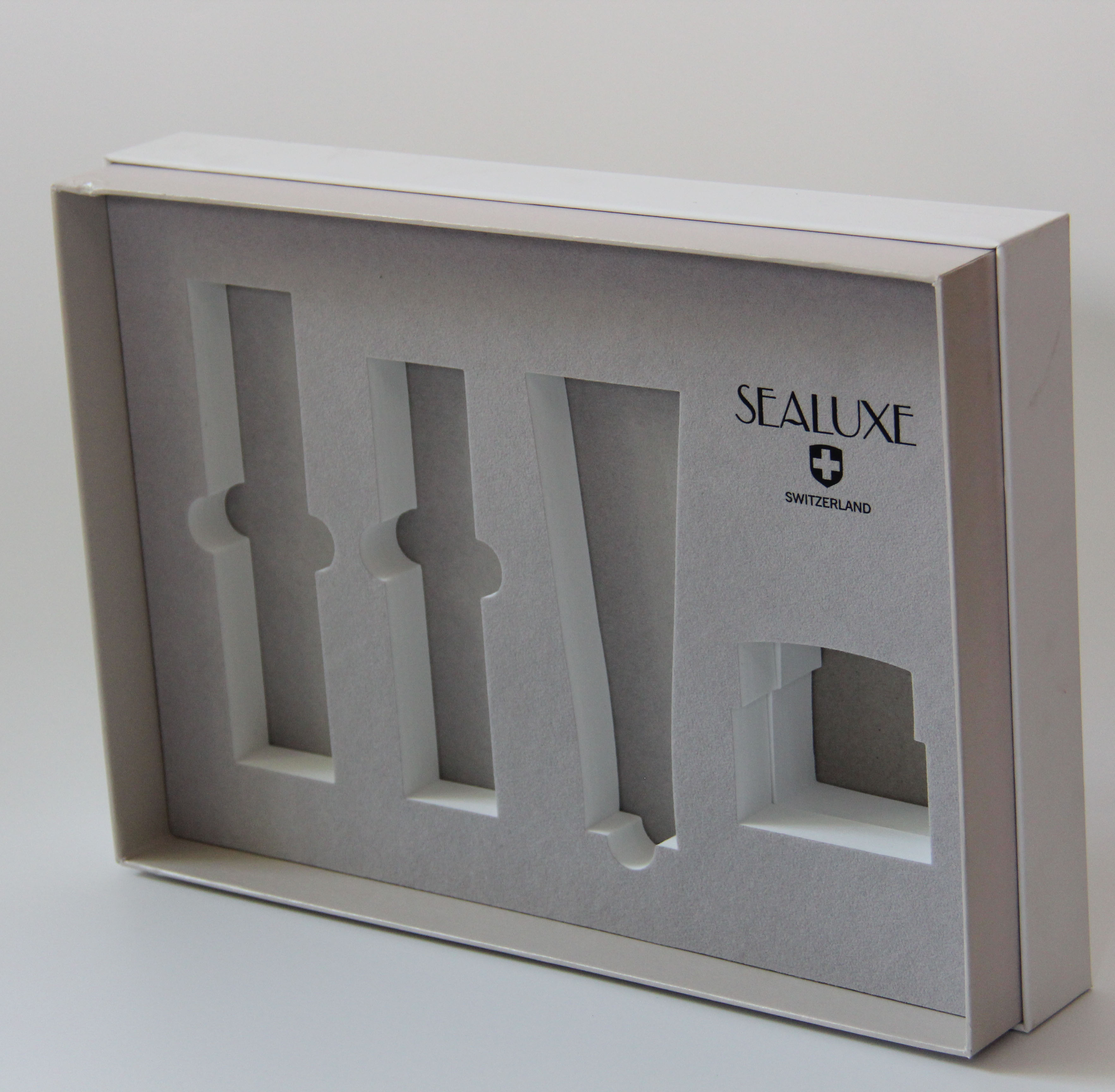 EVA泡綿內襯定制：如何提高化妝品禮盒包裝檔次？