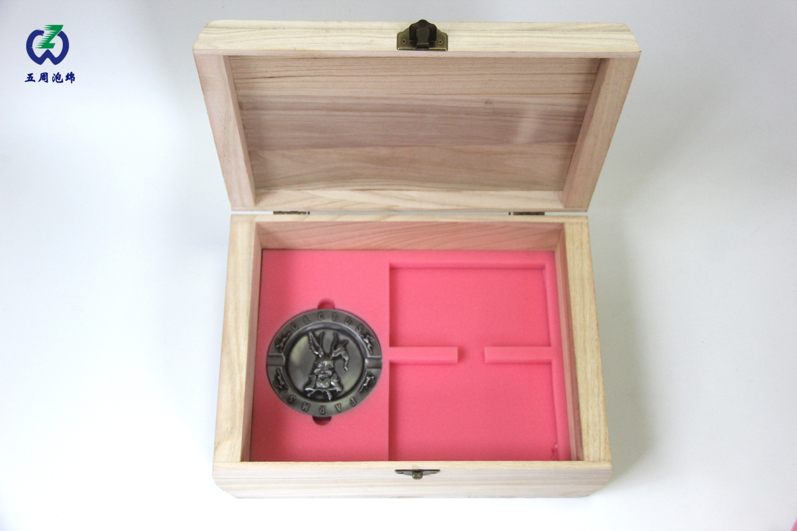 拆箱即驚艷！PU海綿內(nèi)襯怎樣打造「會呼吸」的包裝？