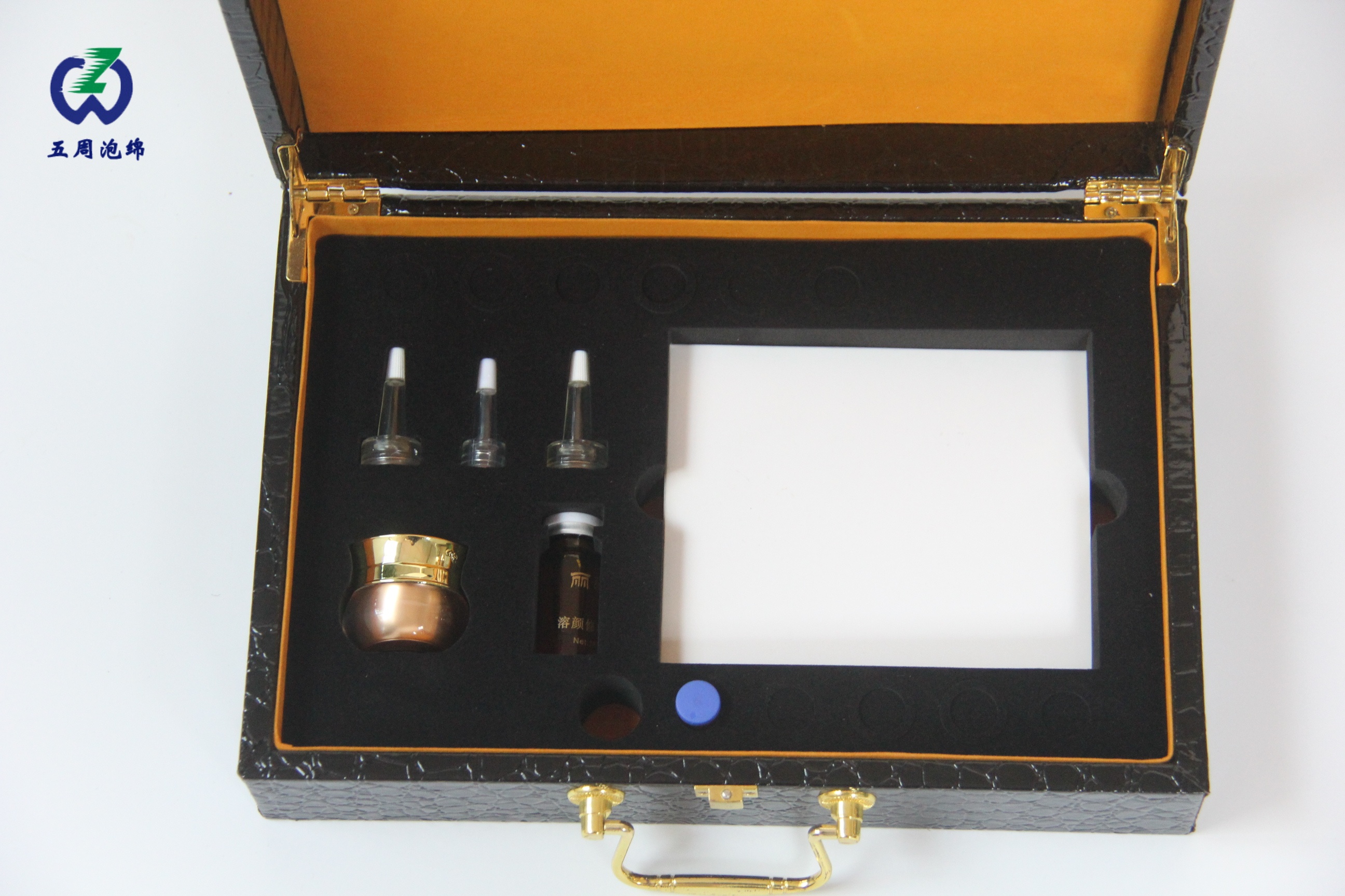 從手機到精密儀器！深度解析EVA泡棉內(nèi)襯的萬能定制密碼