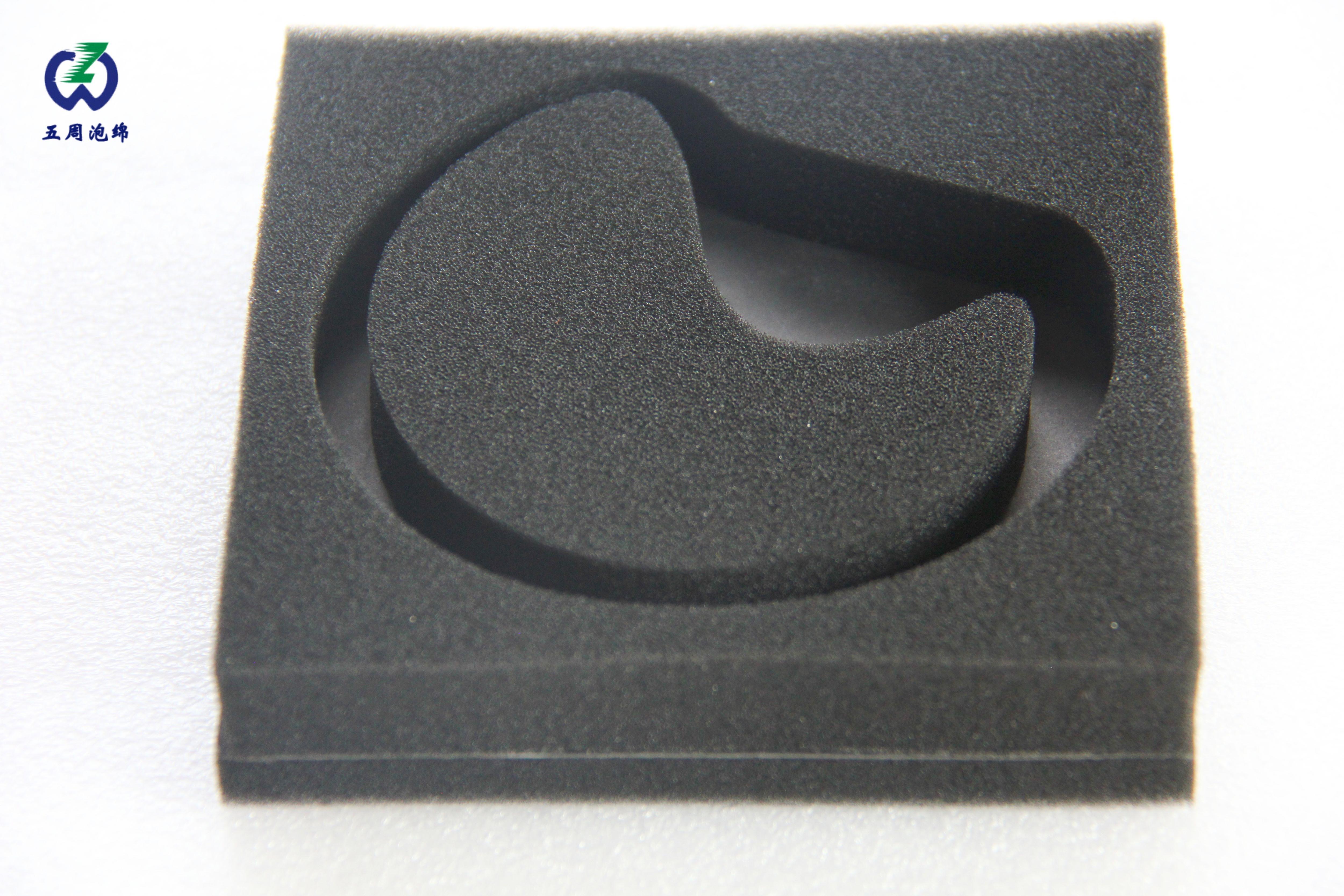 PU海綿內(nèi)襯真的能有效保護精密儀器嗎？