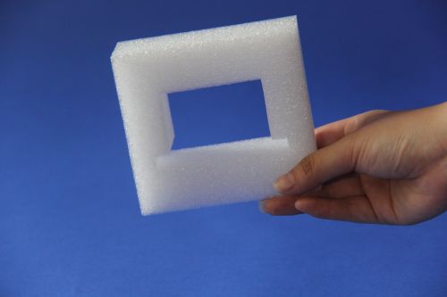工藝品包裝用 EPE 珍珠棉內(nèi)襯？這樣定制更顯高端