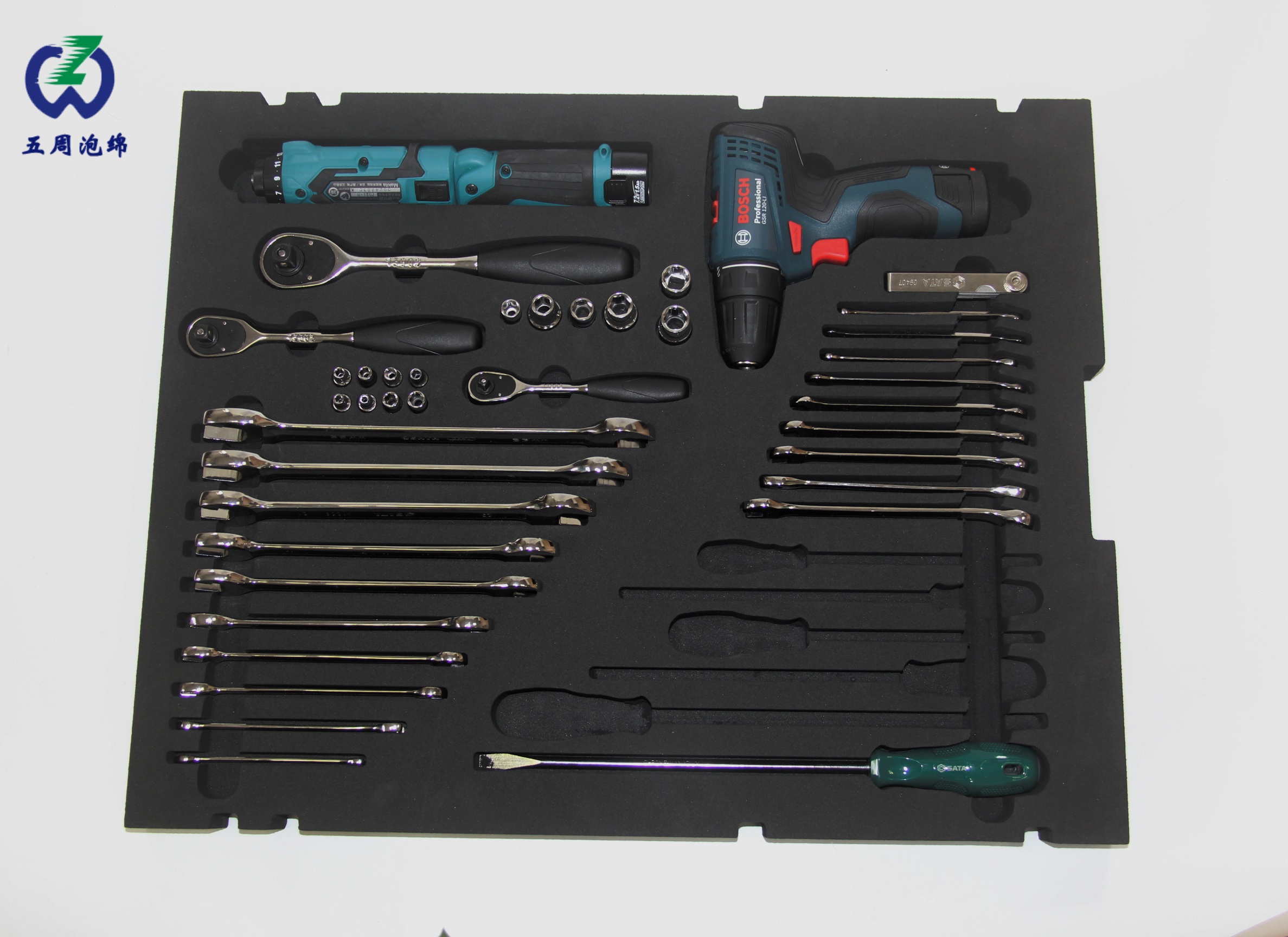 黑色工具套裝 EVA 內(nèi)襯：專(zhuān)業(yè)汽修工具的系統(tǒng)化收納方案